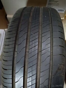 215/45 R 16 90 V letné GOOD/YEAR ako nové.
