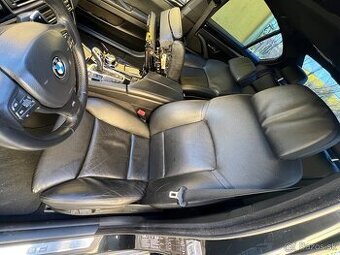 BMW F10 čierny kožený interiér Comfort Sitze s výhrevom