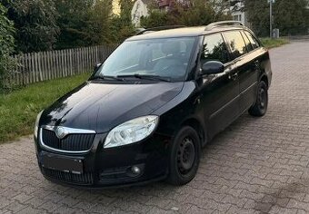 ŠKODA FABIA COMBI 1.4 16V