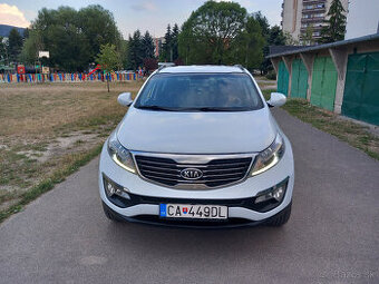 kia sportage 2.0 benzin, 4x4, 171300km, r.v.2011, stk-ek 27