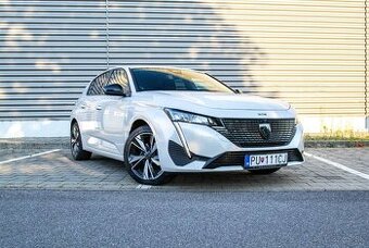 Peugeot 308 1.2 PureTech 130 AT8 | 2022 | TOP stav |