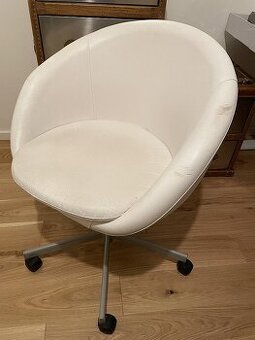 otočná kancelárska stolička IKEA