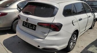 Fiat Tipo 1.6 JTD MultiJet 2018 combi predám DVERE, NARAZNÍK