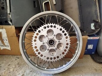 Koleso ČZ 516/125, kompletné, v veľmi dobrom stave