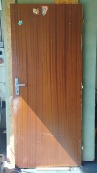 Darujem dvere 80 cm prave