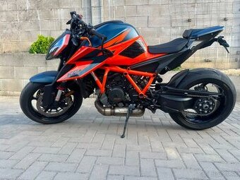 KTM 1290 Super Duke R