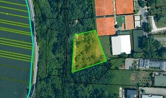 NA PREDAJ Pozemok v Piešťanoch - 3 868m²