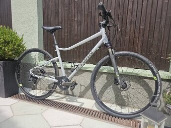 Btwin Riverside 900