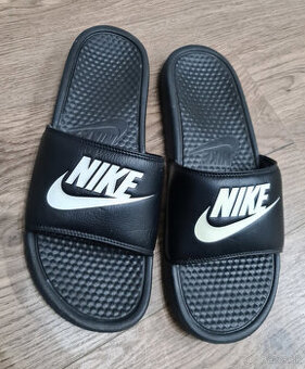 Šlapky NIKE pánske - veľkosť EU 46