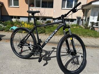 Moderný horský hlinikovy bicykel