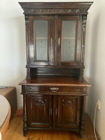 starožitny nábytok - skrinka