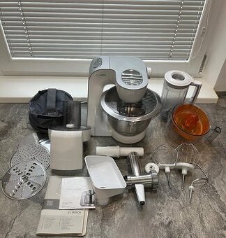 Kuchynský robot Bosch MUM 54240