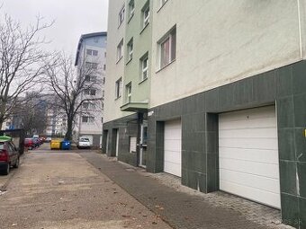 Prenájom samostatnej garáže Podzáhradná ulica