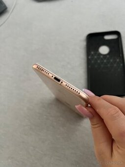 iPhone 8 Plus
