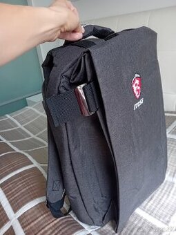 MSI batoh na nootebok