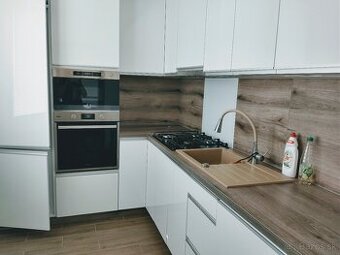 Prenájom 2 izbového bytu Mladežnícka