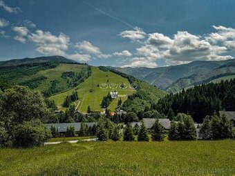 POZEMOK V TERCHOVEJ - S KRÁSNYM VÝHĽADOM NA ROZSUTEC