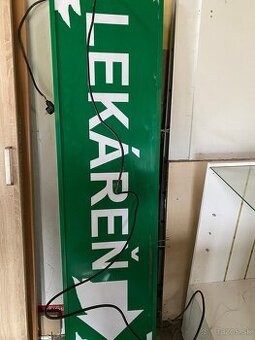 Osvetlenie , svetelná reklama , baner