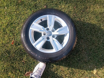 Diska s Audi A4 R16 so zimnými pneu 215/60 R16