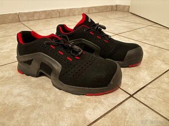 Pracovne topanky UVEX cisto nove