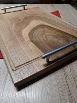 Servírovací podnos