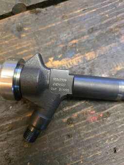 Vstrekovač Denso 55567729
