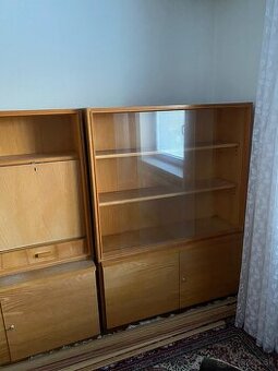 Starsia obyvacia stena