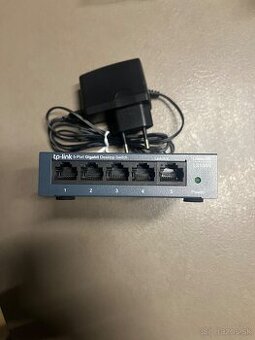 Predám 5-portový gigabitový switch TP-Link LS105G.