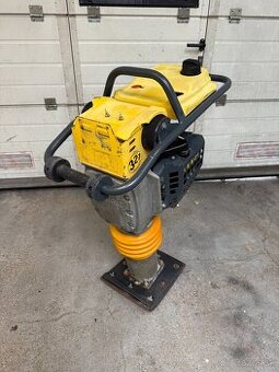 Vibračné dusadlo Bomag BT 65/4