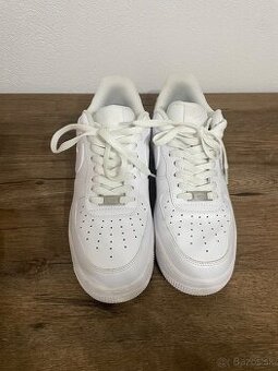 Nike Air Force white biele veľkosť 42