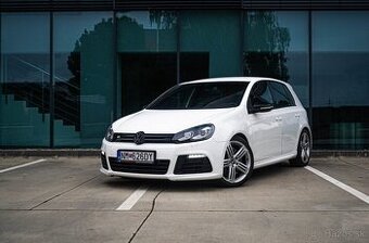 Volkswagen Golf 2.0 TFSI 270k R 4-Motion DSG