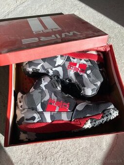 Topánky Double Red BW Edition veľkosť 40