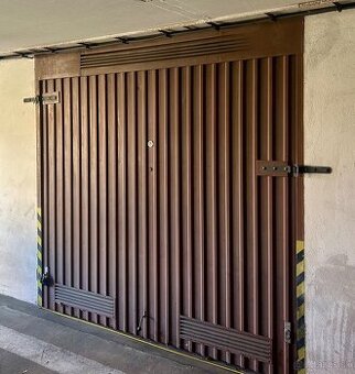 Nadrozmerná garáž na Medvedovej ulici Petržalka