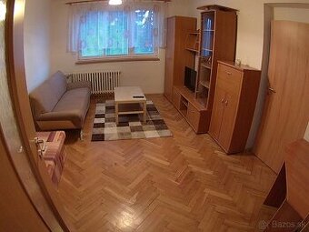 prenajmem 2i byt pri lidli v Leviciach