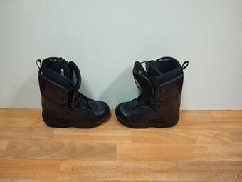Predám snowb.topánky SALOMON EU-39-24,5cm.