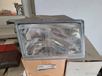 Predné svetlo na Renault  25 061336 Valeo