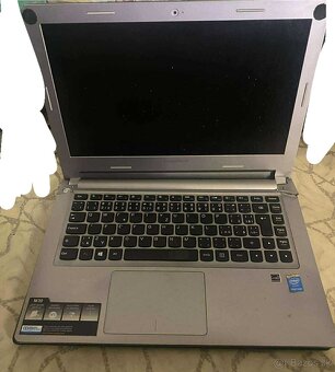 Ponukám nefunkčné notbebooki na diely