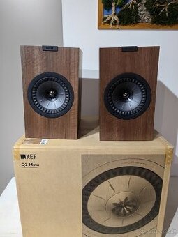 KEF Q3 Meta – Walnut