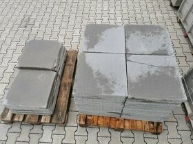 -POŠKODENÉ,sivé,betonové kocky o rozmere 50x50x5cm