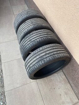 225/35 r19 Kumho ecsta ps71 88Y