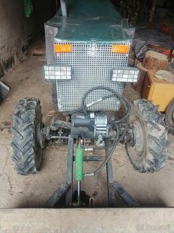 Traktor 4x4
