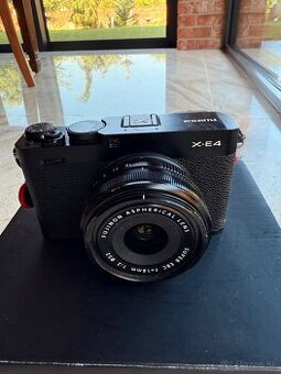 Fujifilm X-E4