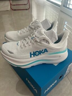 Bežecké tenisky HOKA Bondi 9