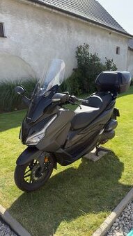 Predám skúter Honda Forza 125 r.2024
