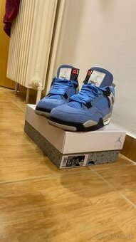 Nike Air Jordan 4 Retro “University Blue”