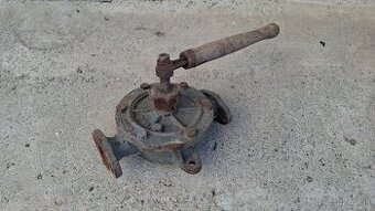 Rucna pumpa