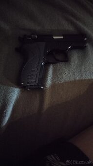 Predam airsoftovu pistol - 1