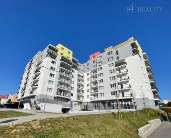 Na prenájom: 3i byt s balkónom, 85 m2 + 2x parkovacie státie