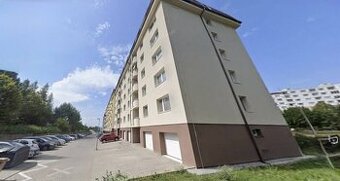 Nadštandardný veľký tehlový 4-izbový byt v Dubnici nad Váhom