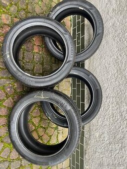 SEMPERIT 235/45 R18